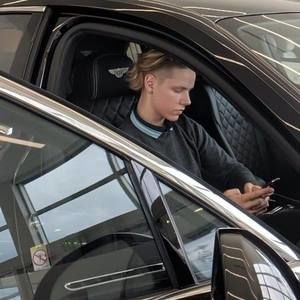 Meet your Posher, Jeremy